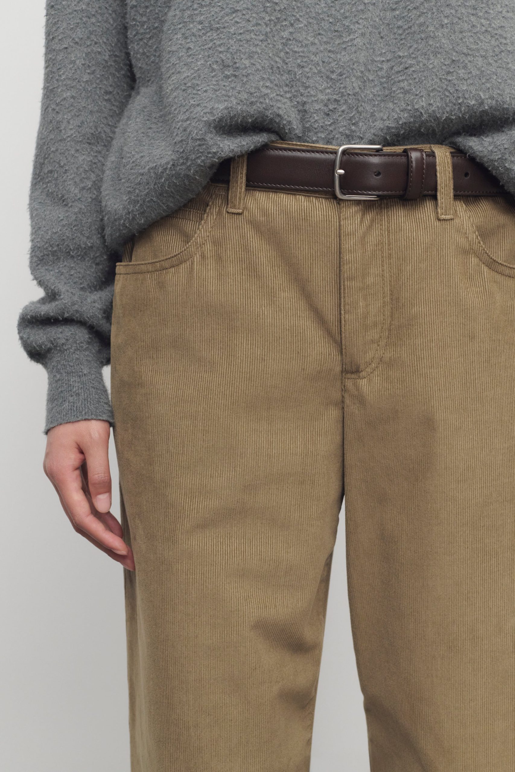 Eglitta Pant in Corduroy - Image 6