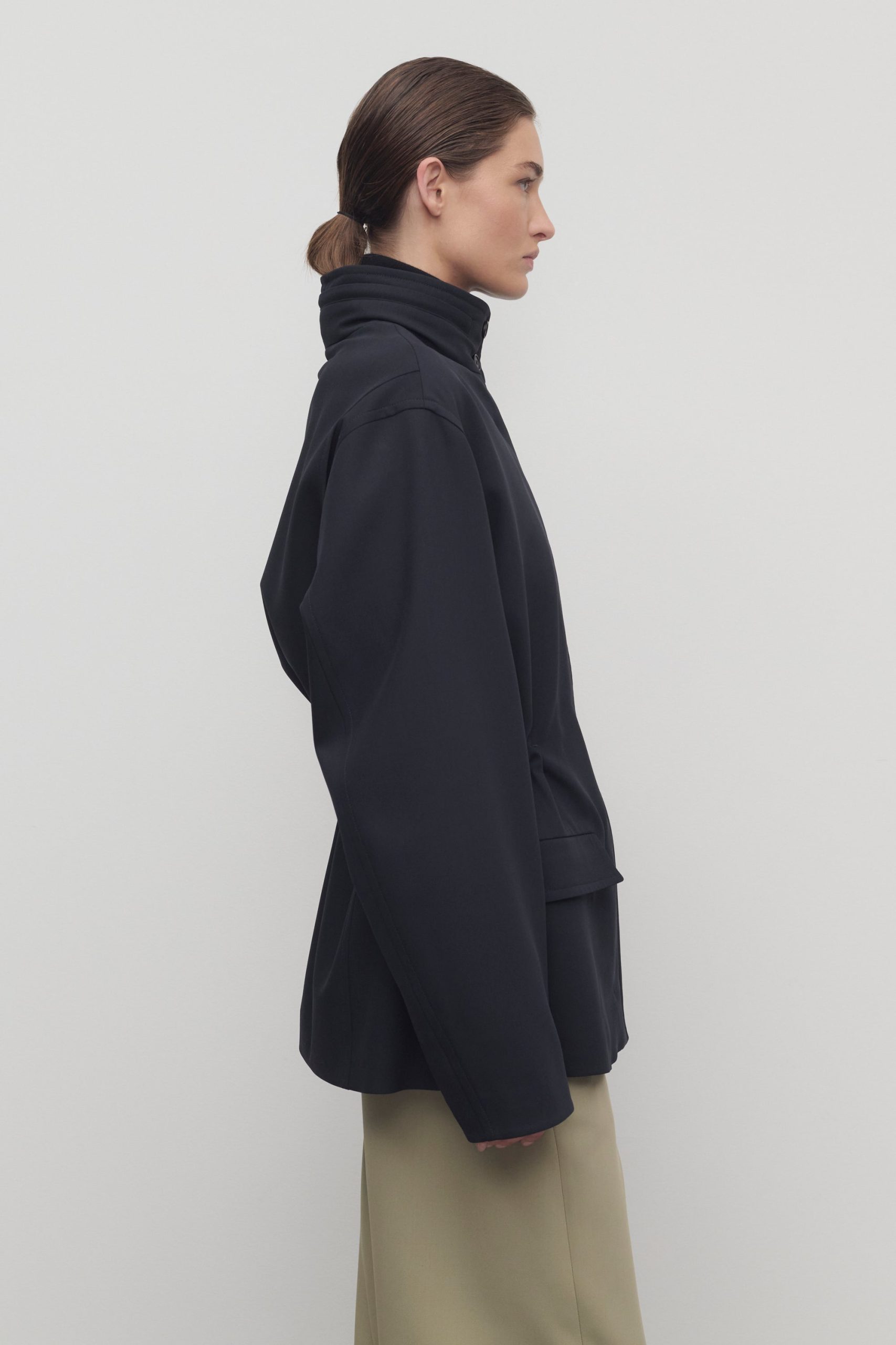 Tanera Jacket in Virgin Wool - Image 4