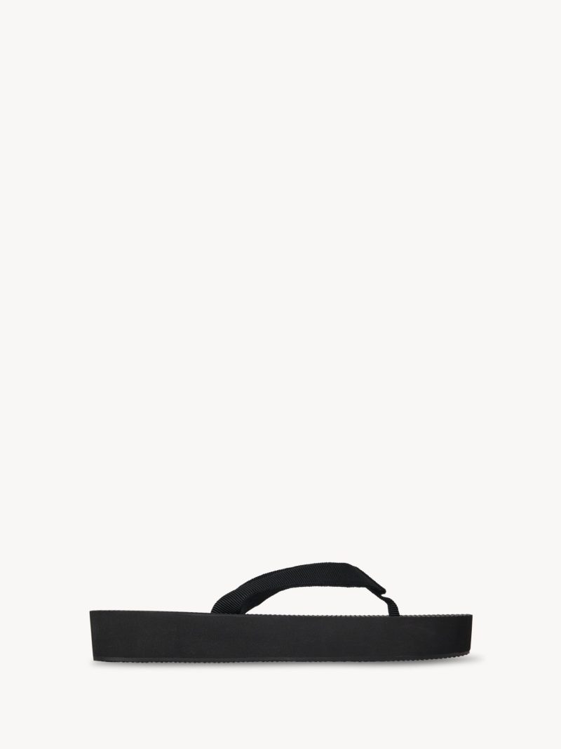 Dune Flatform Sandal in Rubber