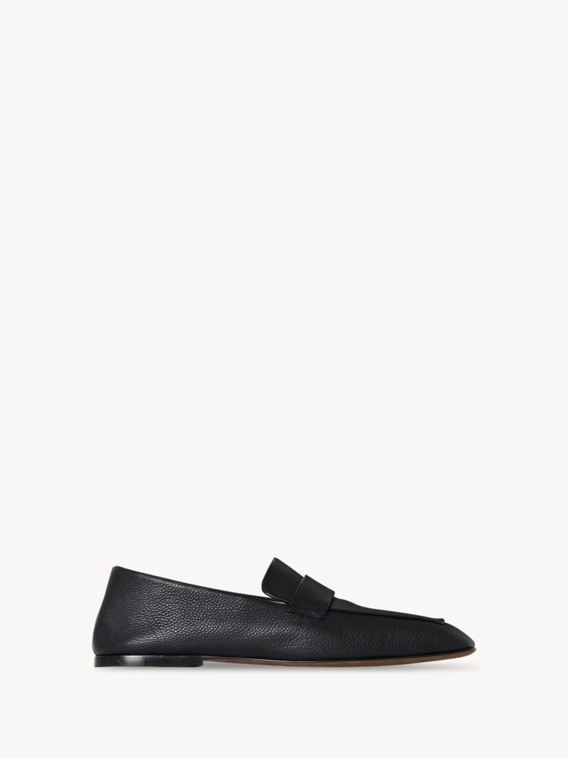 Square Loafer in Leather