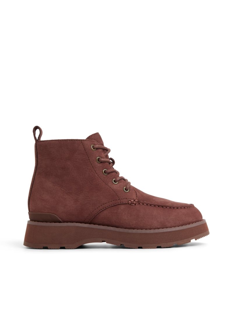 Newbury Chelsea Lug Boot